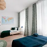 Stylish Self-Check-In Apartment With 2 Bedrooms