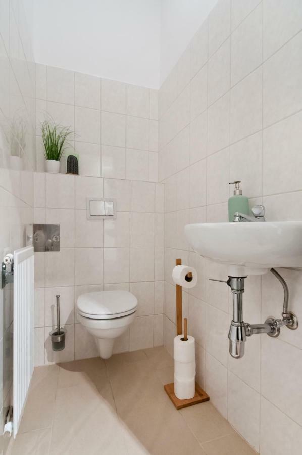 Stylish Self-check-in With 2 Bedrooms Apartment *